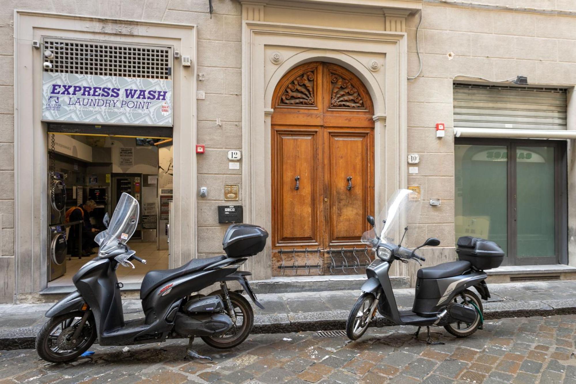Antonino By Halldis * Florencia